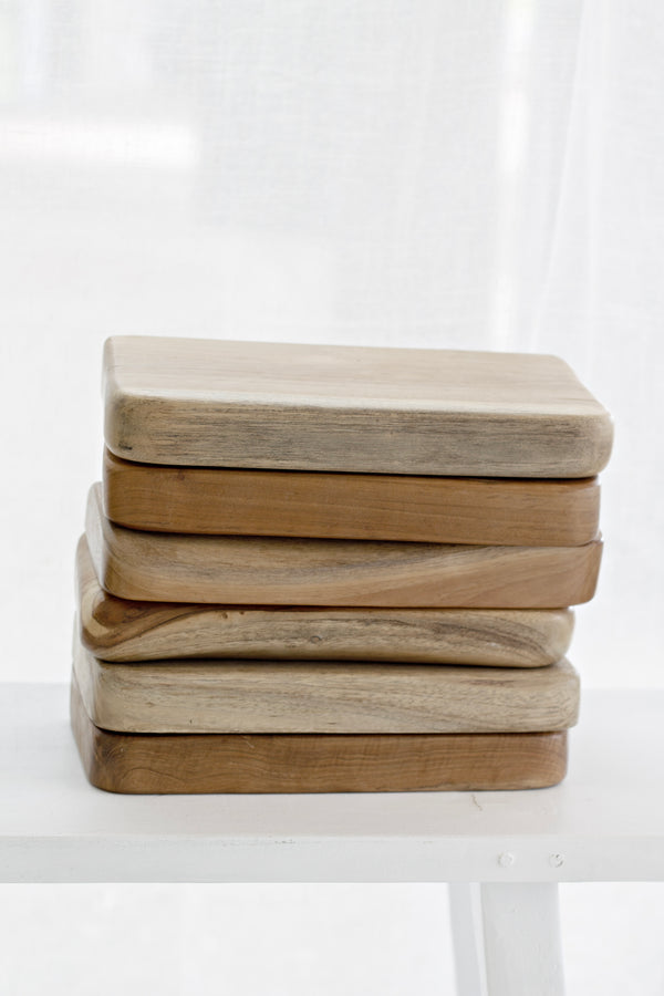 Reclaimed Teak Floating Shelf – Natural Timber Wall Shelf in 3 Sizes