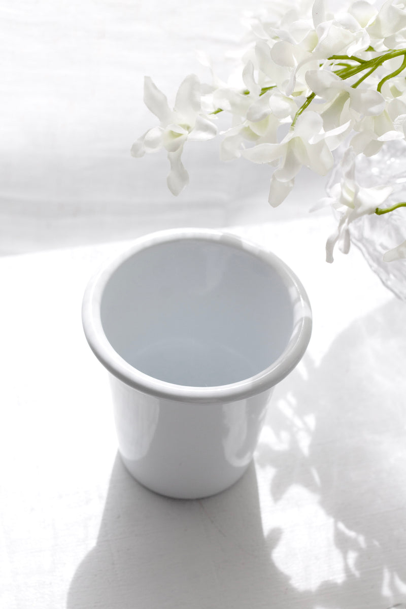 White Enamel Tumbler 350ml – Durable Classic Drinkware