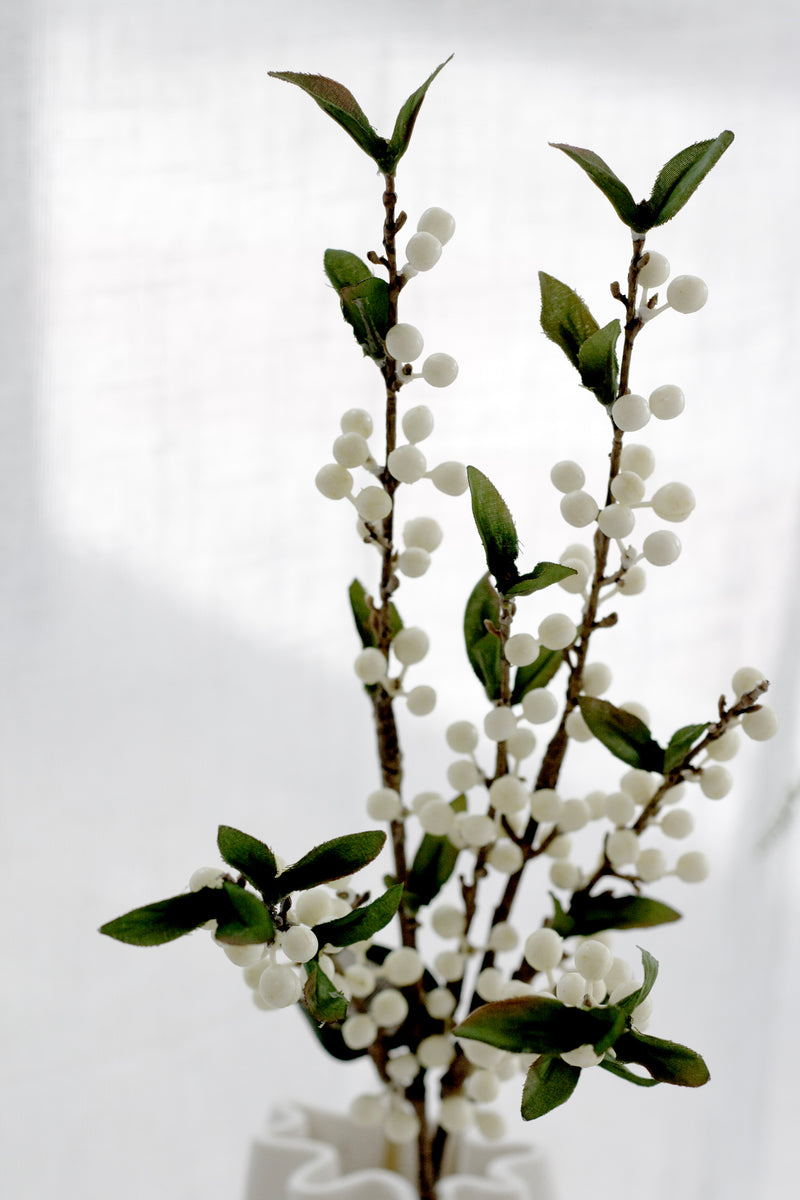 Artificial White Cranberry Spray – 61cm Decorative Floral Stem