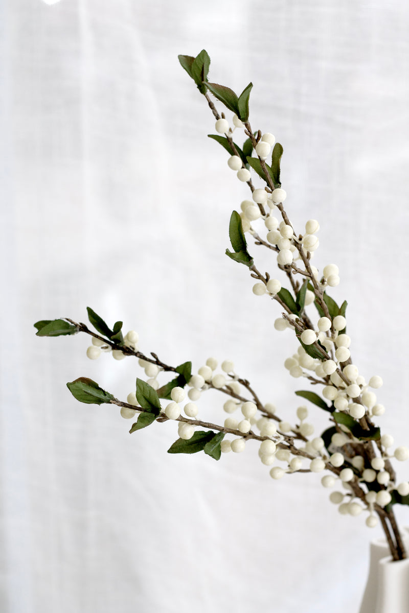 Artificial White Cranberry Spray – 61cm Decorative Floral Stem