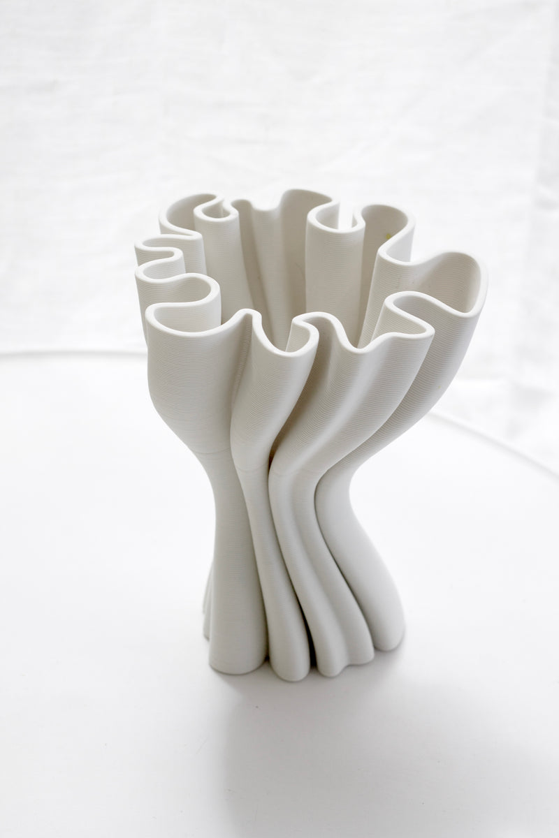 3D Printed Cooper Sculptural Vase – Black or White Porcelain