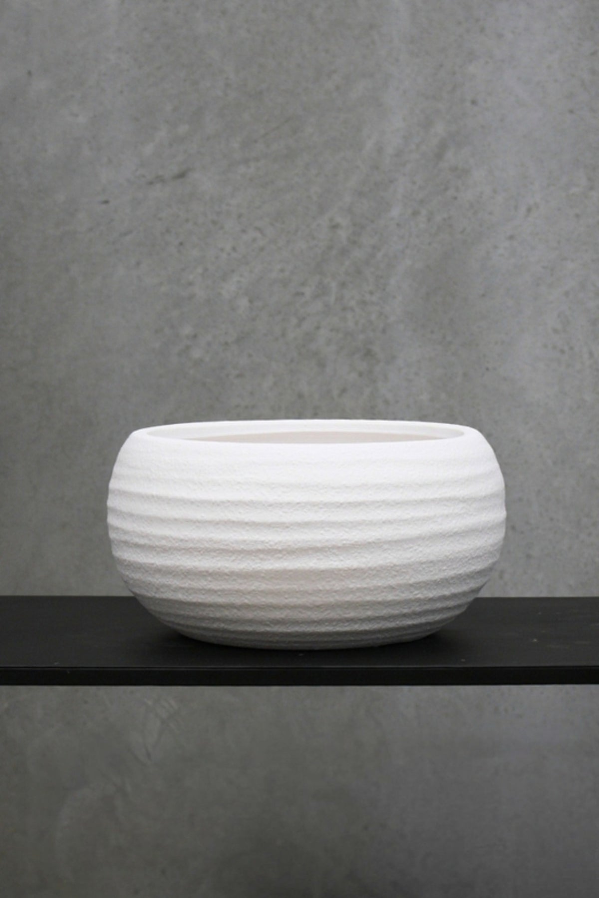 Kianna terracotta bowl and planter in white, second angle