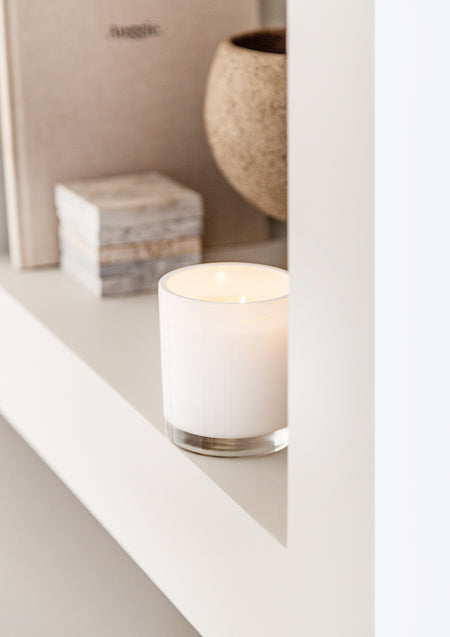 Naturals Rose Jasmine & Oud Candle – Floral & Oud Soy Wax Blend