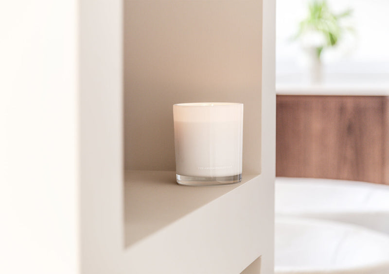 Naturals Rose Jasmine & Oud Candle – Floral & Oud Soy Wax Blend