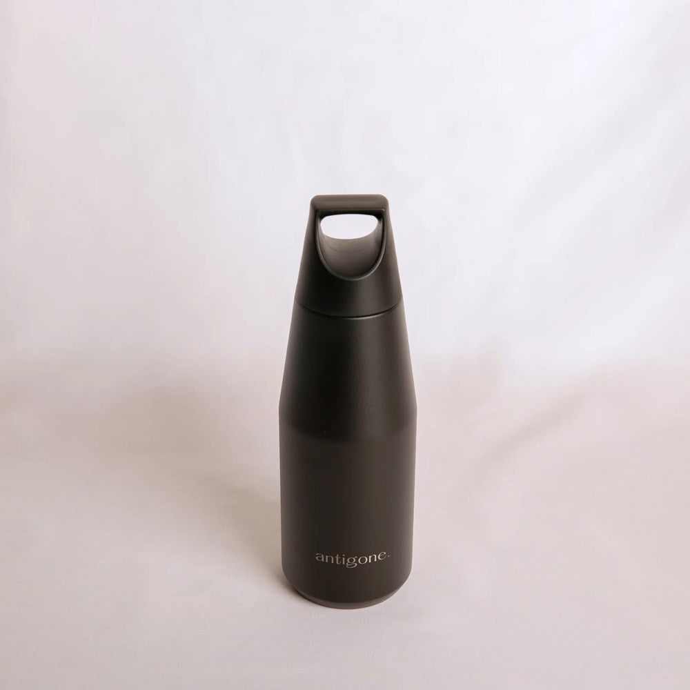 sipTOWER insulated stainless steel water bottle 580ml in Black by Antigone