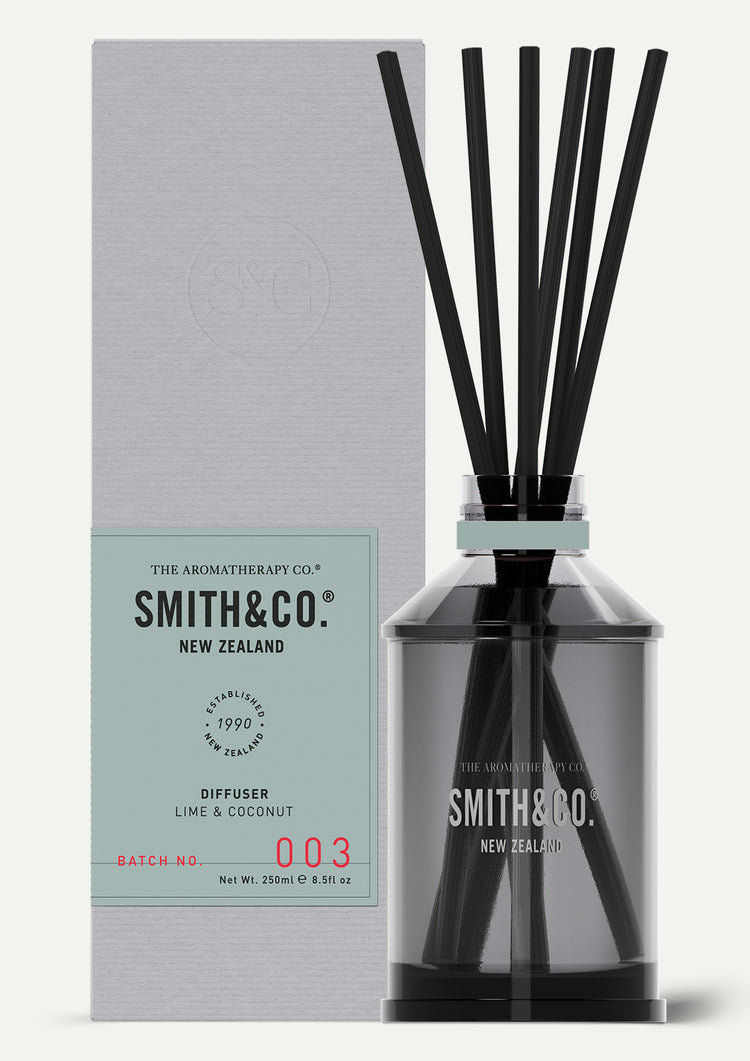 The Aromatherapy Co Smith & Co Diffuser - Lime & Coconut is a refreshing island getaway that fills your space with the invigorating aroma of citrus, lime, and coconut.