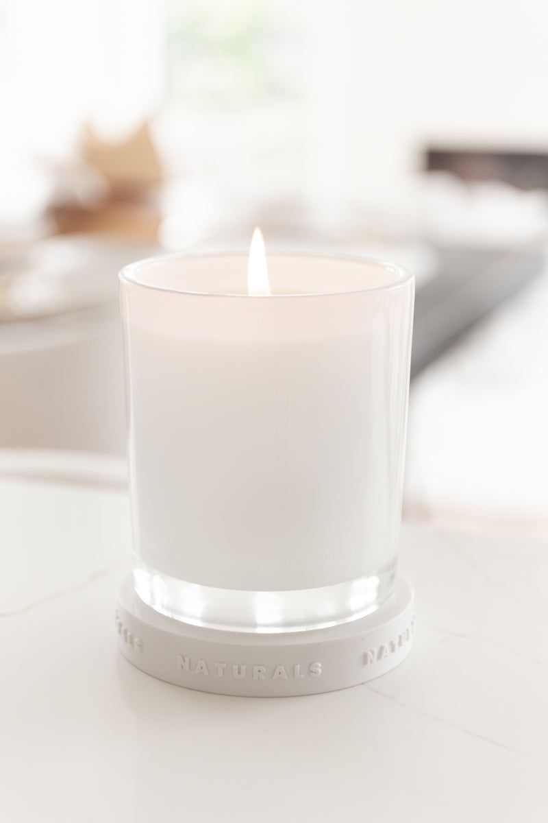 The Aromatherapy Co. Naturals Candle, 400g, Santal & Vanilla Orchid