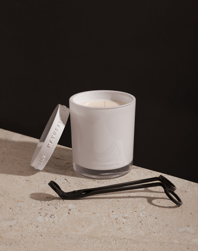The Aromatherapy Co. Naturals Candle, 400g, Santal & Vanilla Orchid