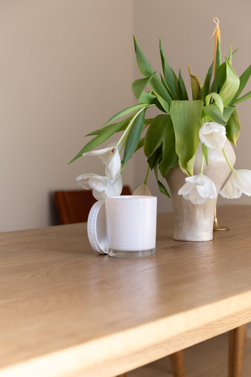 The Aromatherapy Co. Naturals Candle, 400g, Santal & Vanilla Orchid