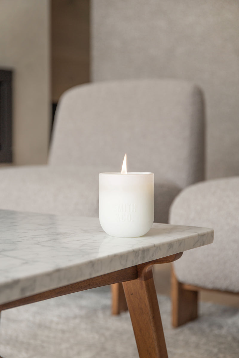 Smith & Co. Tonka & White Musk Soy Candle 250g – Zesty Citrus