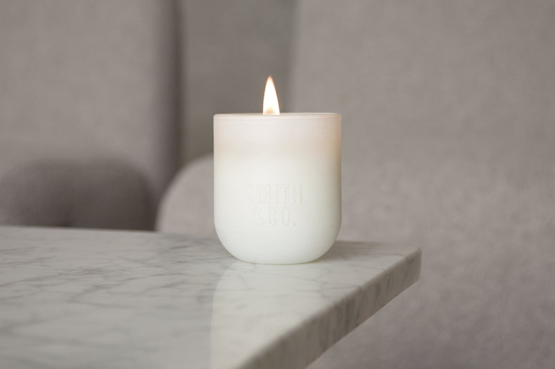 Smith & Co. Tonka & White Musk Soy Candle 250g – Zesty Citrus