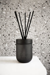 Smith & Co. Tabac & Cedarwood Diffuser 200ml – Spiced Leather Scent