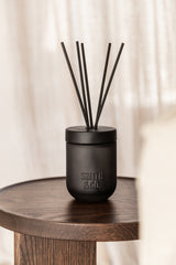 Smith & Co. Tabac & Cedarwood Diffuser 200ml – Spiced Leather Scent