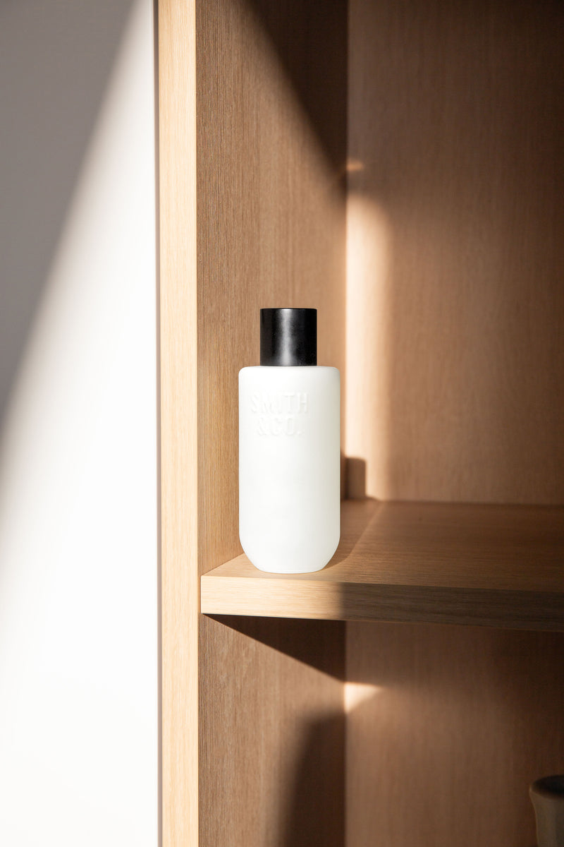 Smith & Co. Tonka & White Musk Room Spray 100ml – Citrus Floral