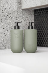Amber & Freesia Hand & Body Lotion 400ml – Smith & Co.