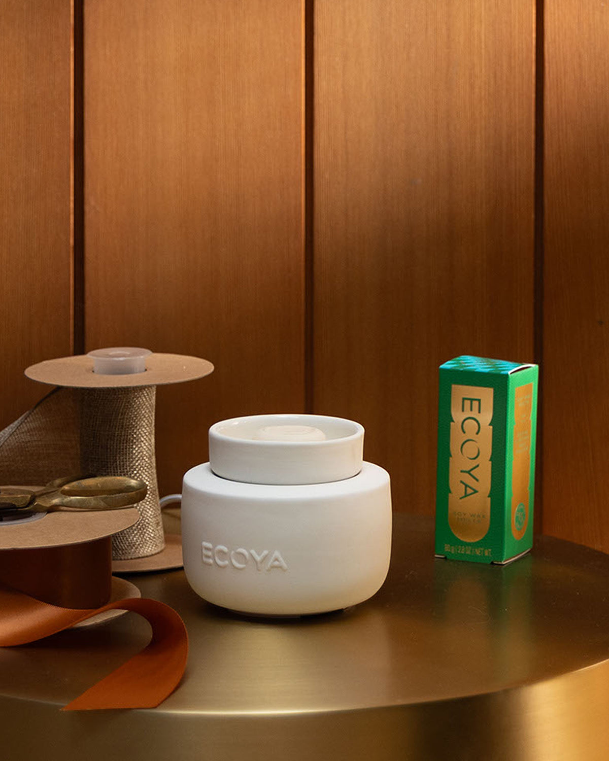 Ecoya electric wax melter beside the Fresh Pine soy wax melts box