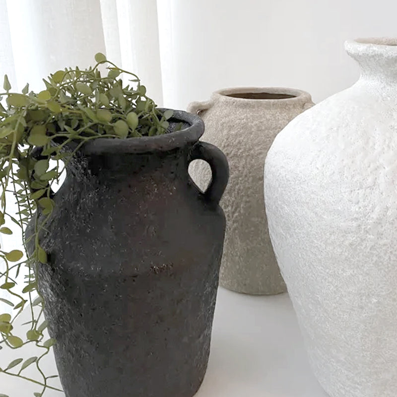 Kaia Stone Vase – Black Textured Vessel 17x25cm