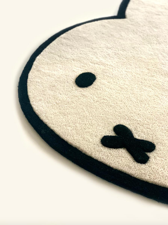 Miffy Floor Rug – Hand-Tufted NZ Wool Kids’ Bedroom Rug (80x111cm)