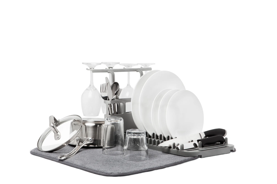 Umbra Udry dish rack with microfiber drying mat on counter