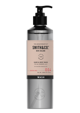 The Aromatherapy Co presents the Smith & Co Hand & Body Wash - Fig & Ginger Lily, a rejuvenating body wash infused with the nourishing benefits of sun-ripened figs and ginger lily. Enriched with Elderberry Oil extract, this luxurious body