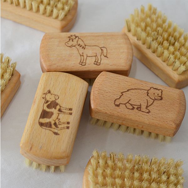 Children’s Nail Brush – Animal Design, Tampico Bristles | Florence
