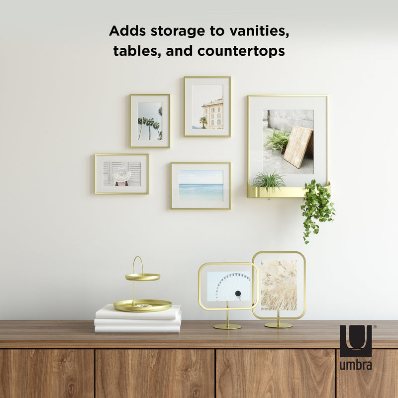 Incorporate the Umbra Poise Two Tier Ring Dish Brass to add storage and organization options to vanities, tables, and counters. Whether you need a jewelry holder or an accessory organizer, this innovative product will declutter.